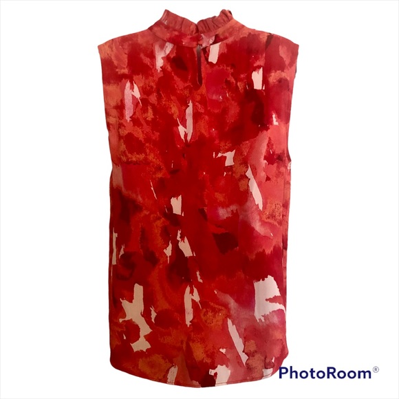 ✨HP✨NWT Donna Karan sleeveless top w/ ruffled mock neck, L, red and white floral - Picture 4 of 11